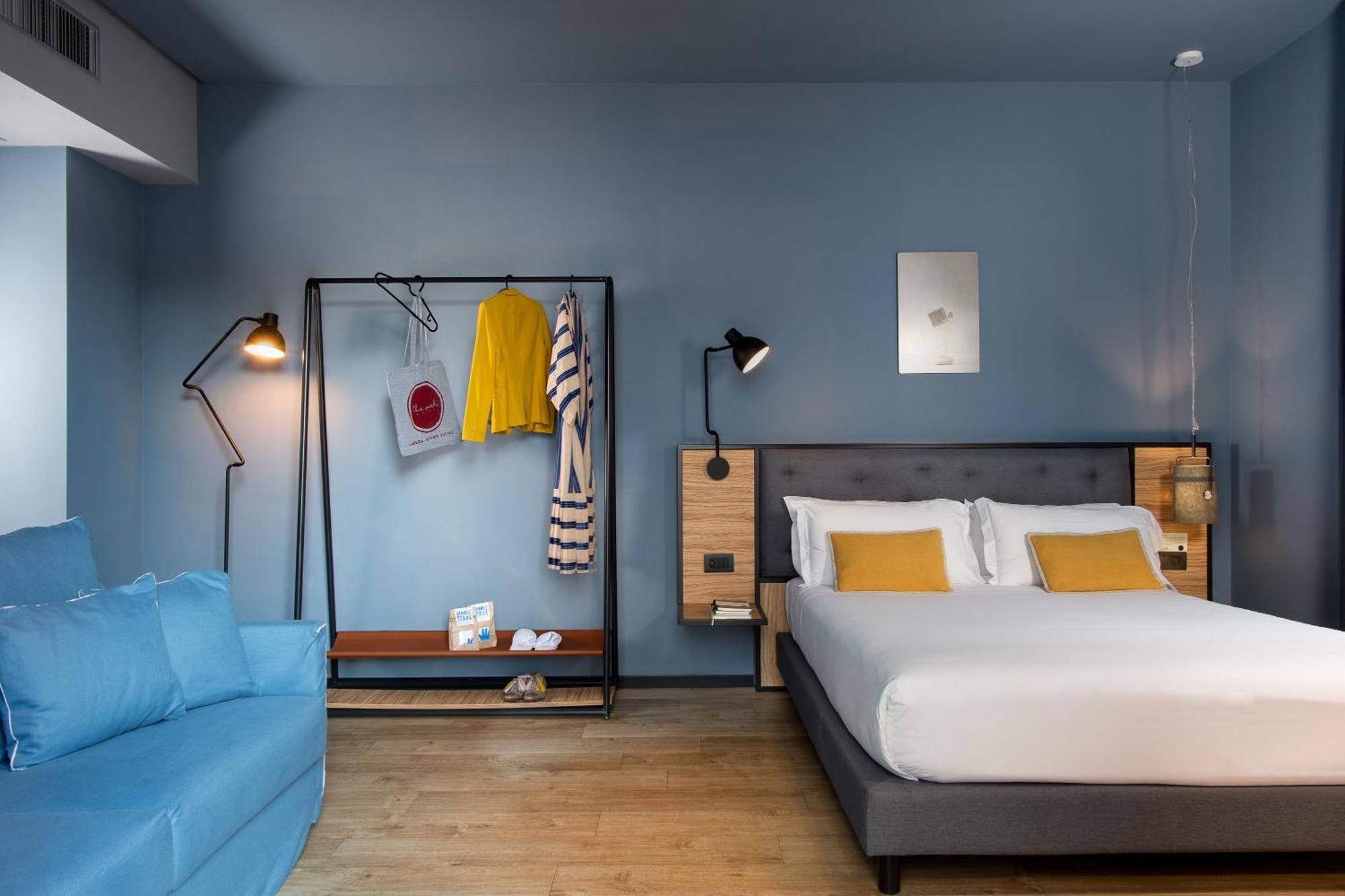 Hotel The Poet 4*