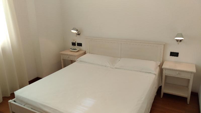Hotel The Poet 4*
